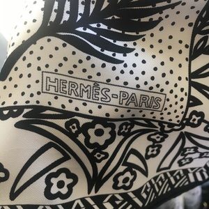 Hermès silk scarf - never worn